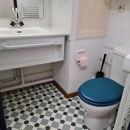 Les Habs 76 דירה מודן